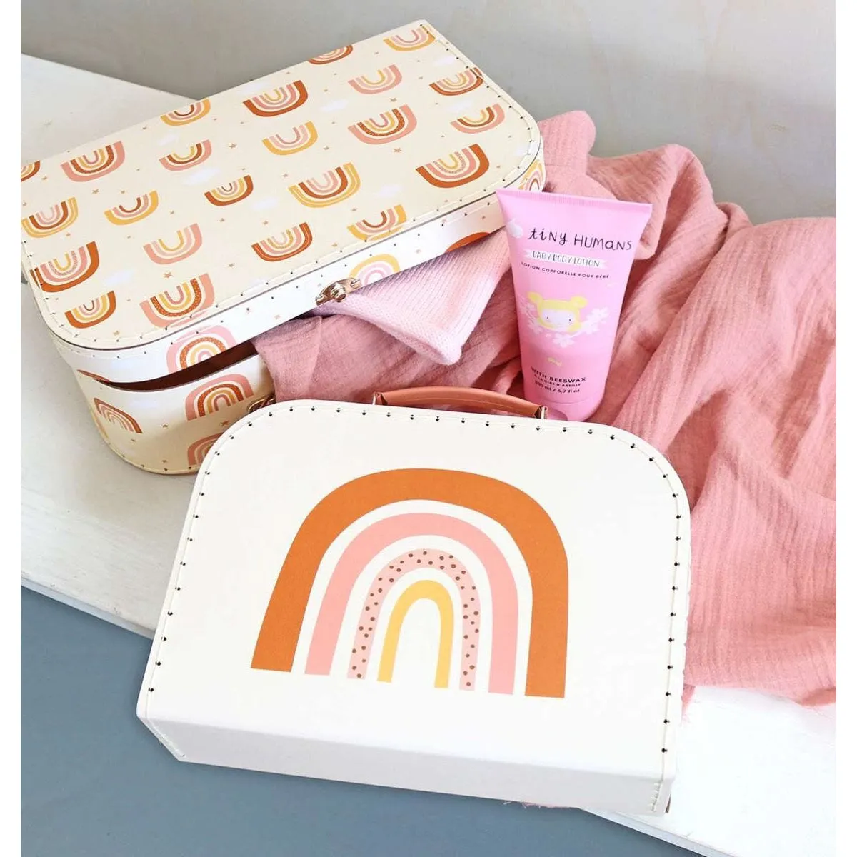 A Little Lovely Company Suitcase Set: Rainbows