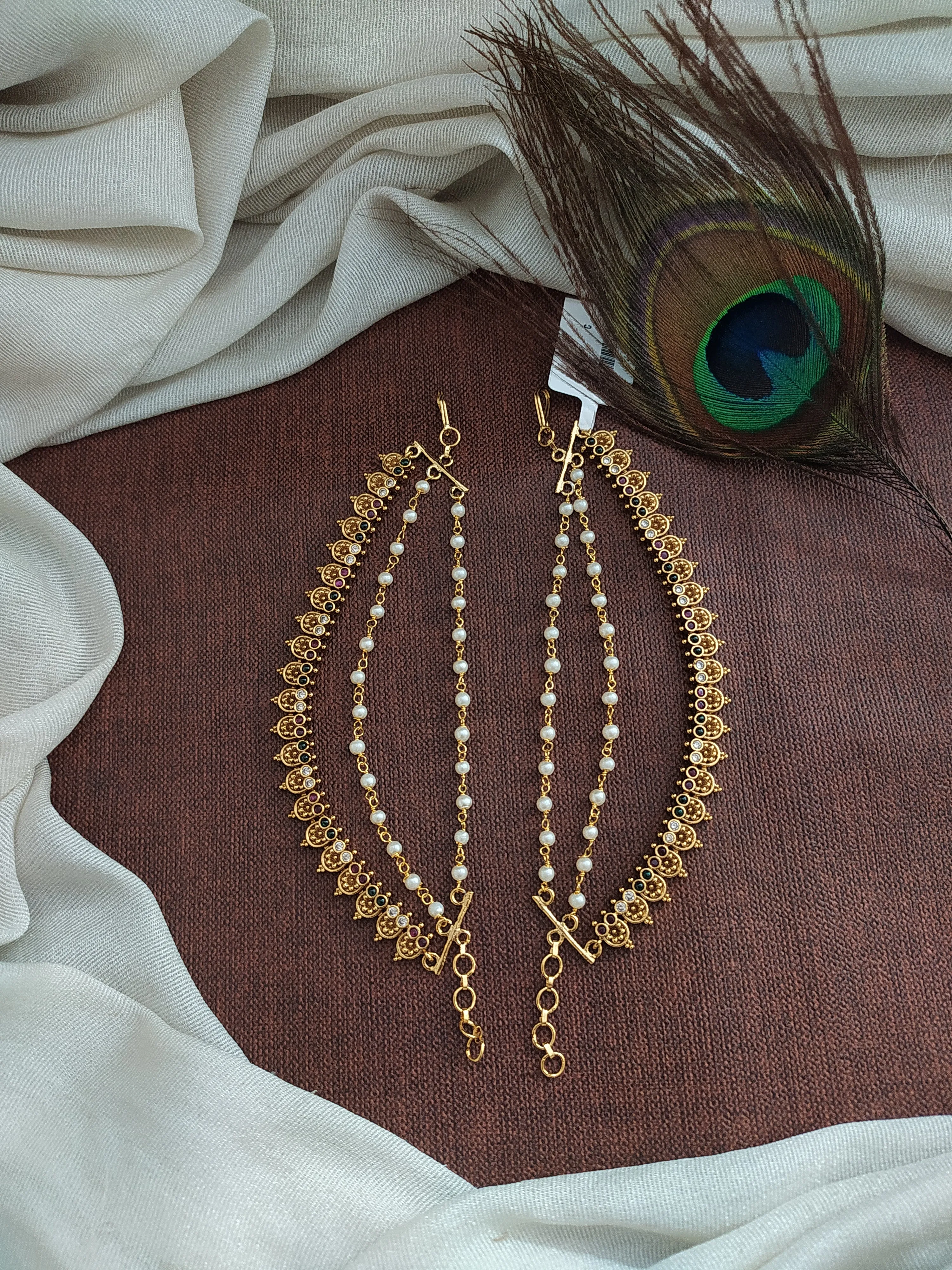 Antique Matil - Featuring Delicate Pearl Strands