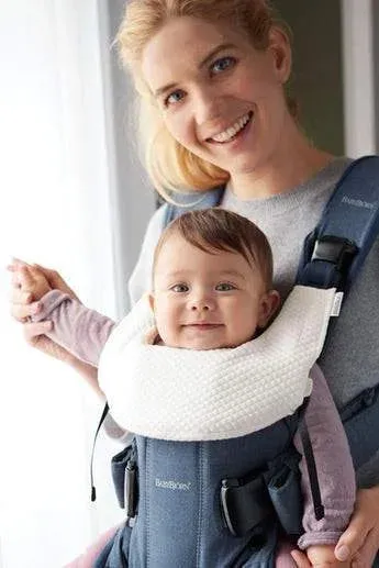 BabyBjörn Bib Carrier One