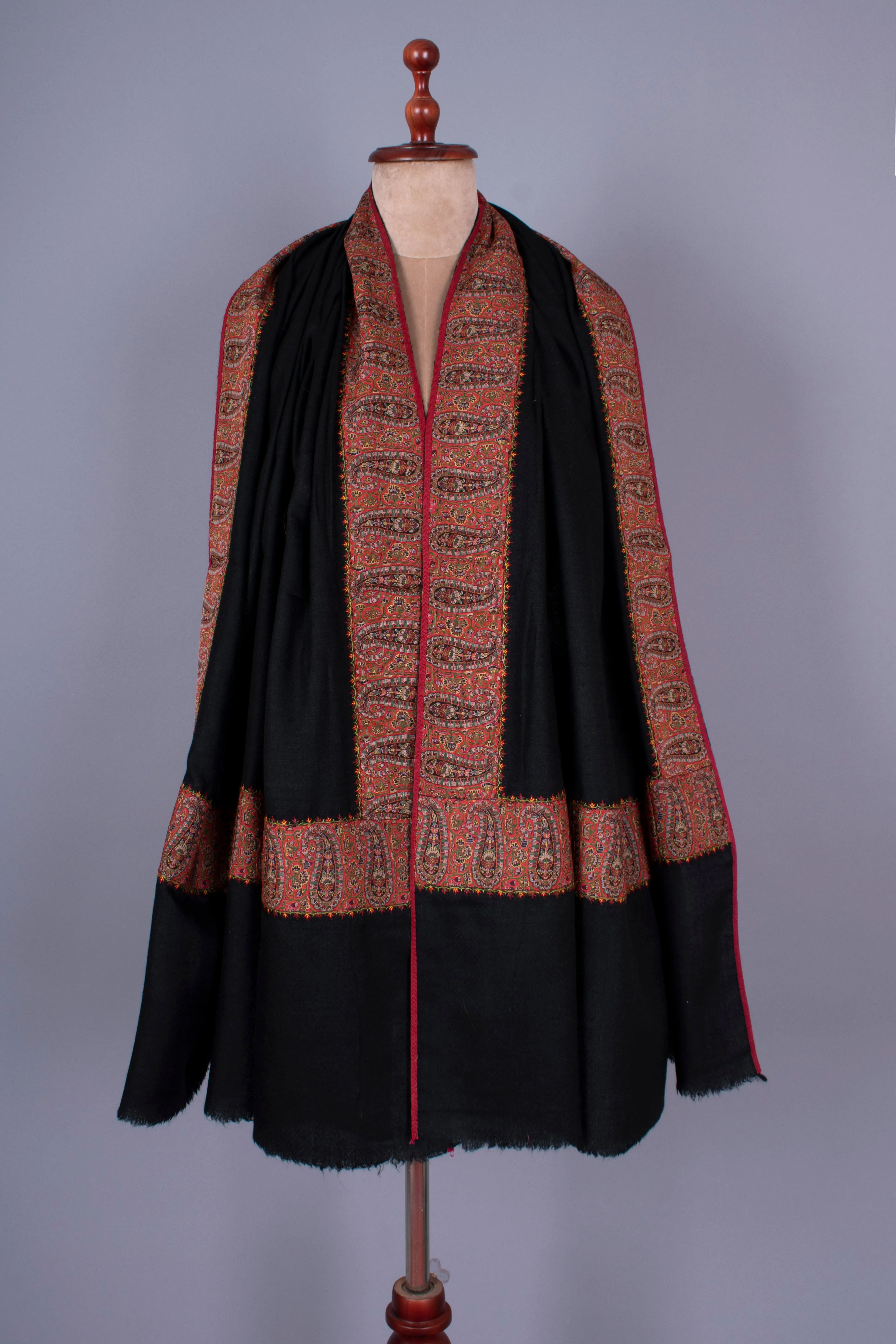 Black Pashmina with Antique Border