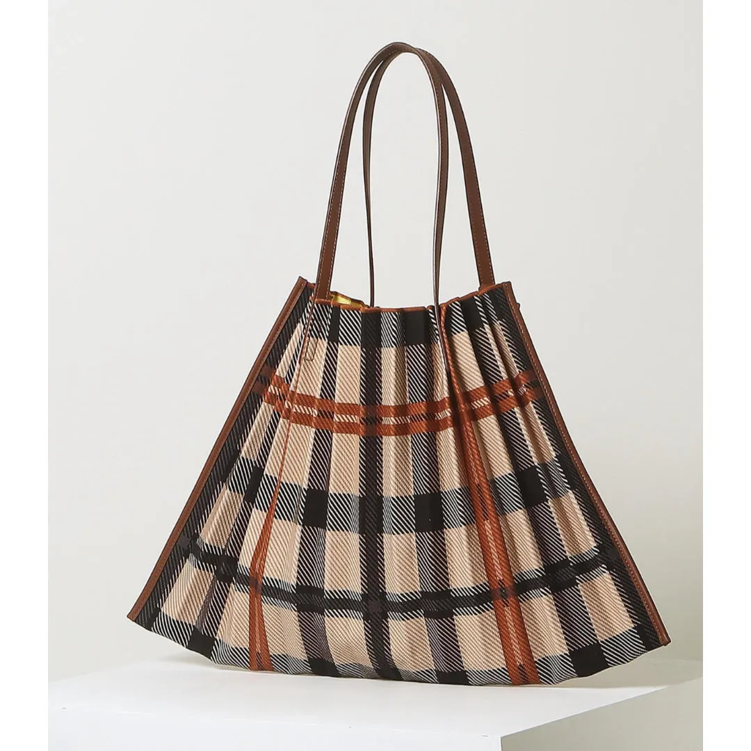 DAKS Brown Jubilee Check Pleated Bag Shoulder Bag Tote Bag/ from Seoul, Korea