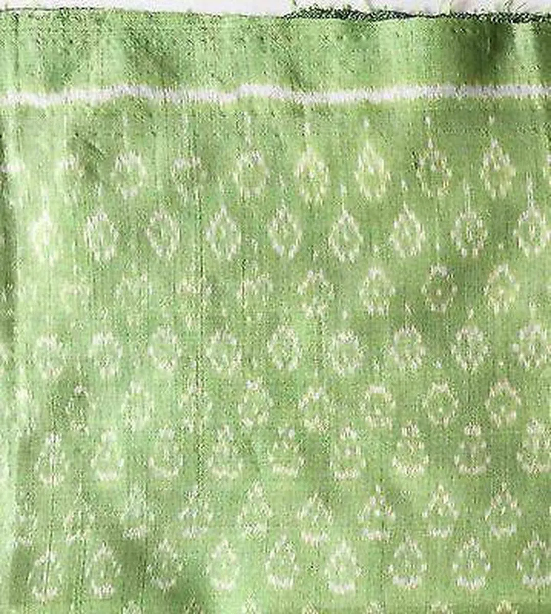 E125 SOLD HANDWOVEN IKAT SILK SCARF CRAVAT STOLE - ELEGANT CLASSY GREEN