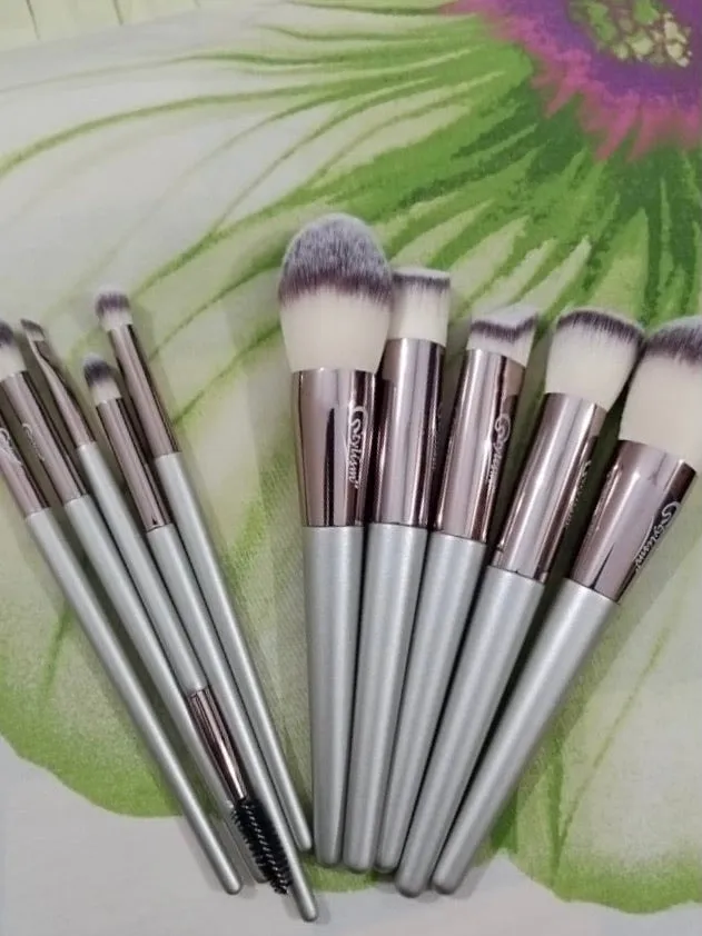 Golden Luxe Brush Set (10 piece Brush Set with bag)