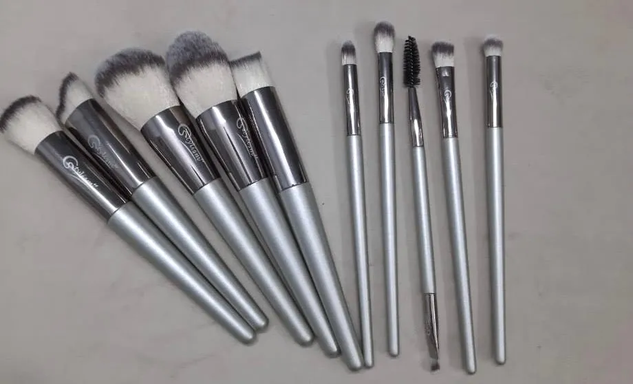 Golden Luxe Brush Set (10 piece Brush Set with bag)