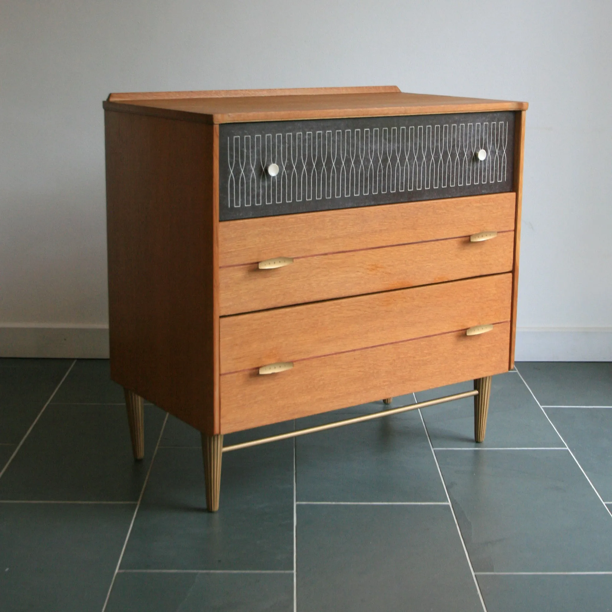 Mid Century Oak Chest of Drawers