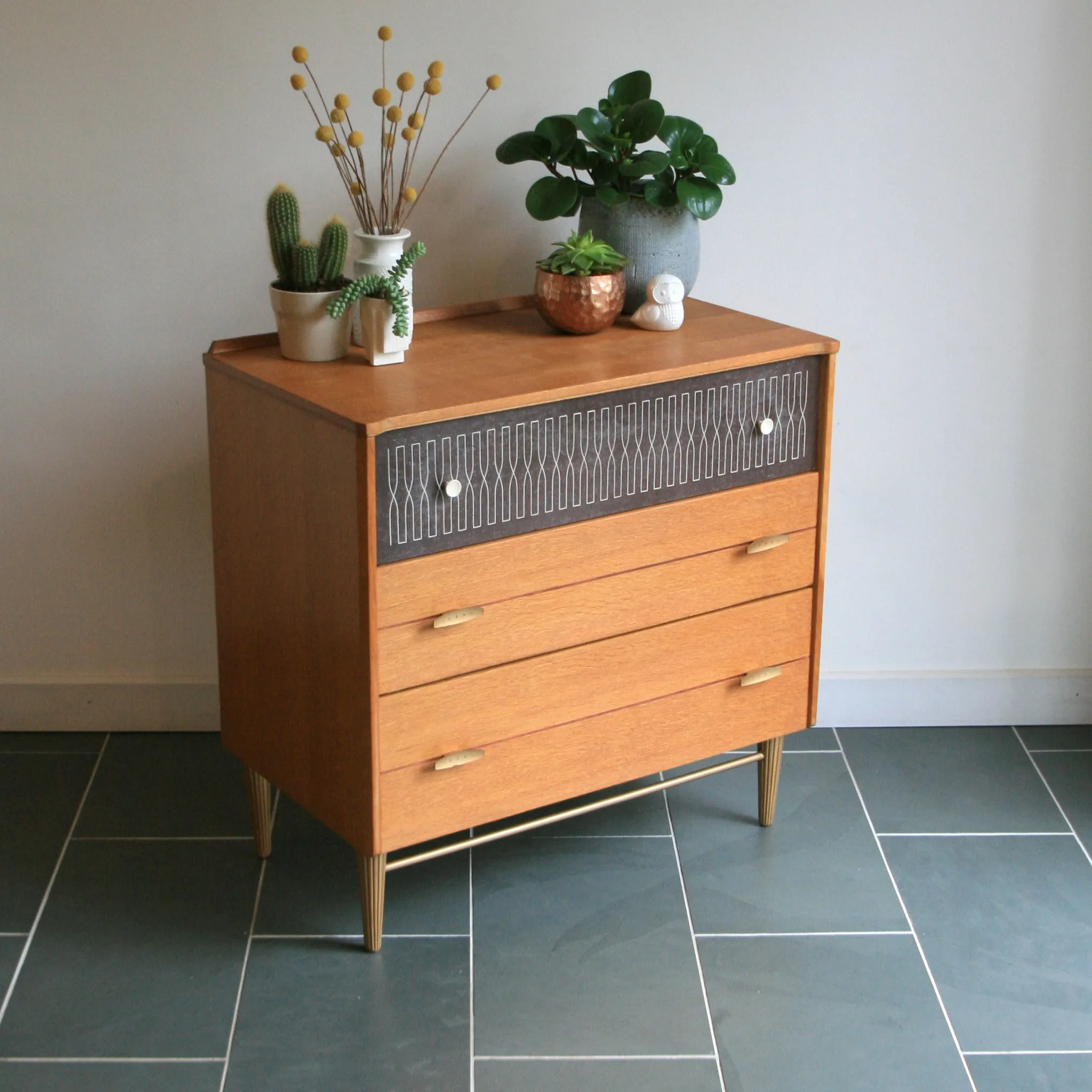 Mid Century Oak Chest of Drawers