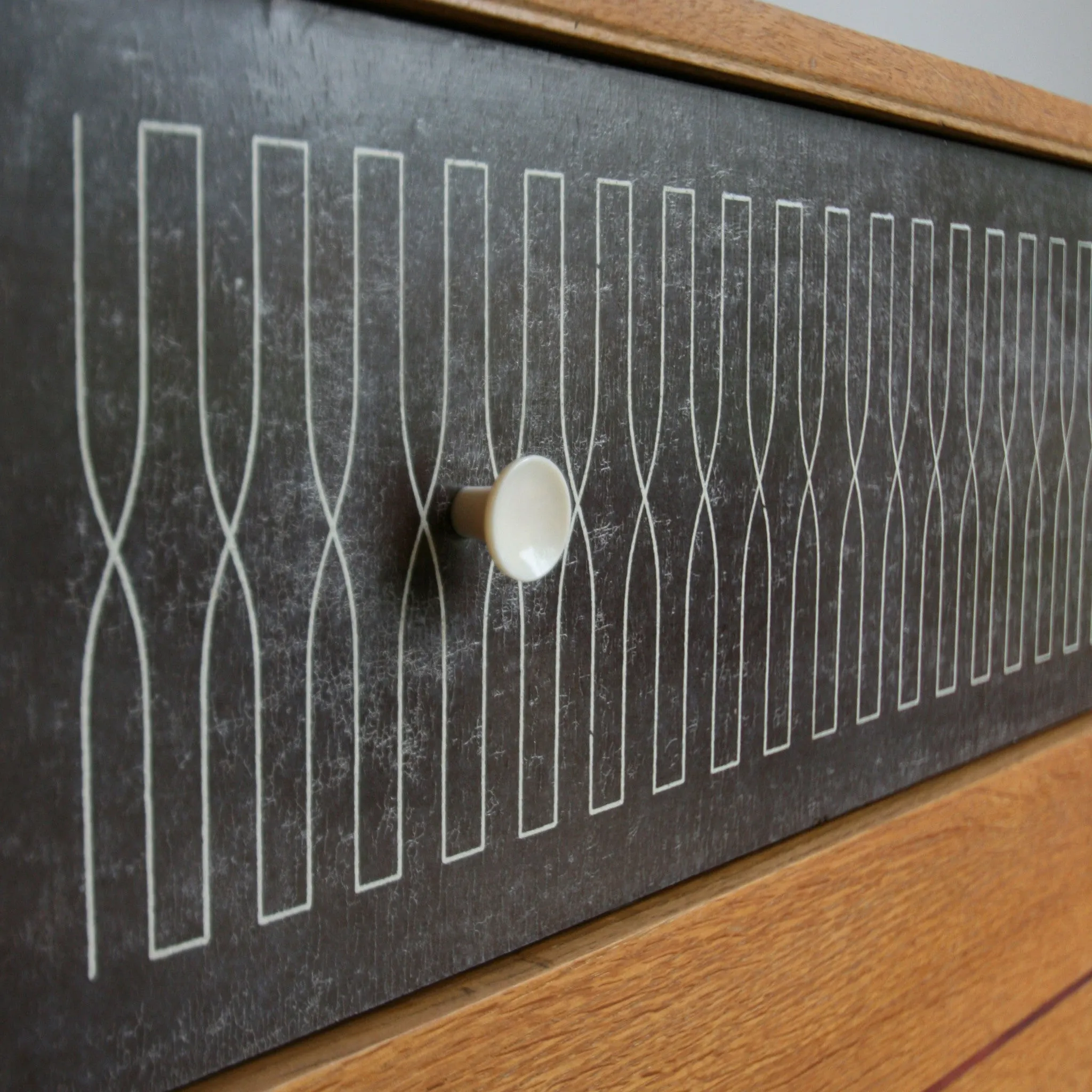 Mid Century Oak Chest of Drawers