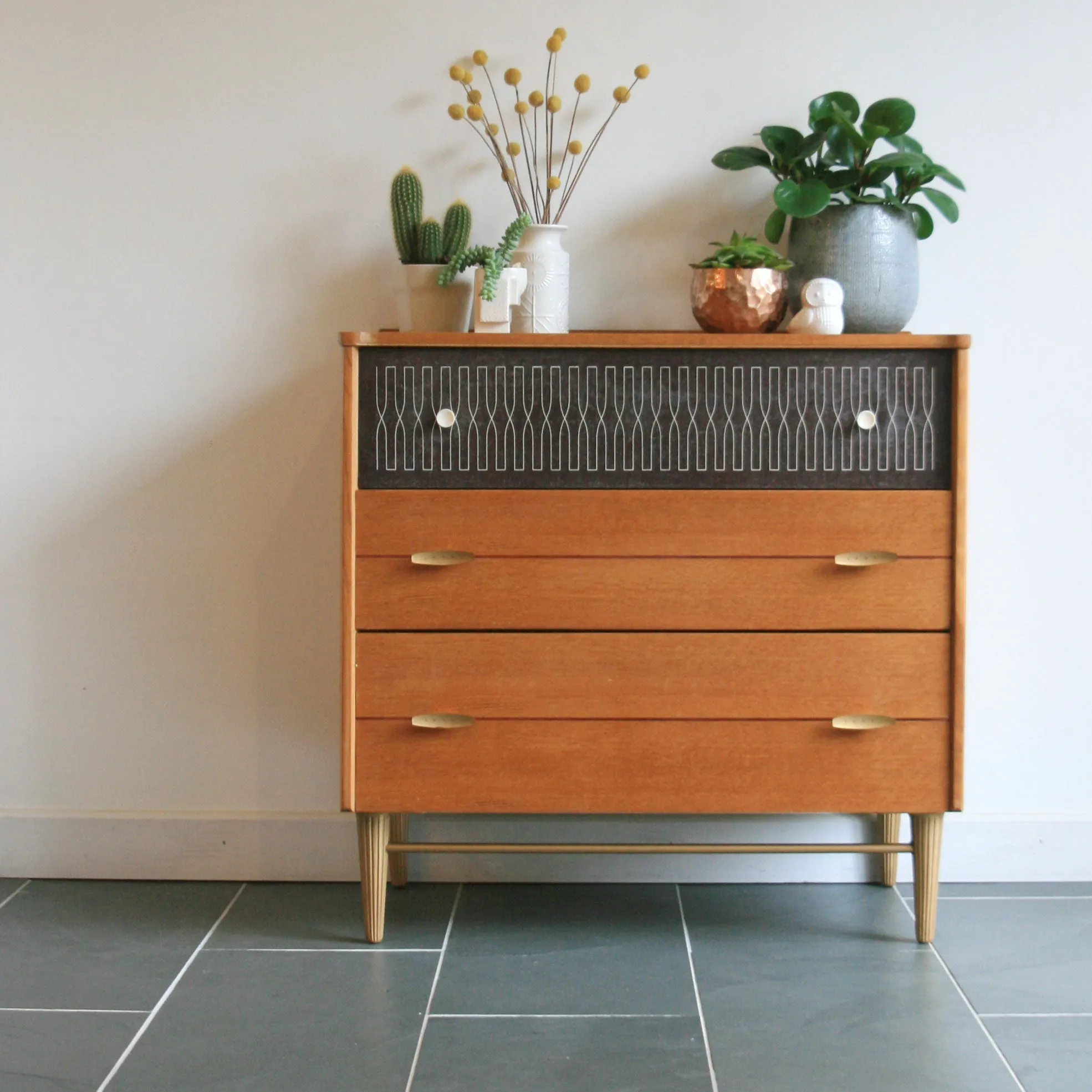 Mid Century Oak Chest of Drawers