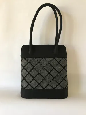 The “Louise” felt hand-bag