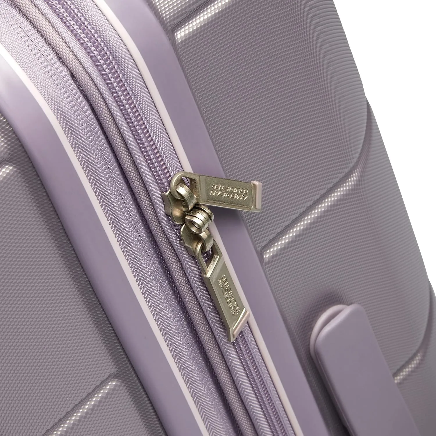 Travel Chic 20 Inch Carry On Purple Spinner Suitcase