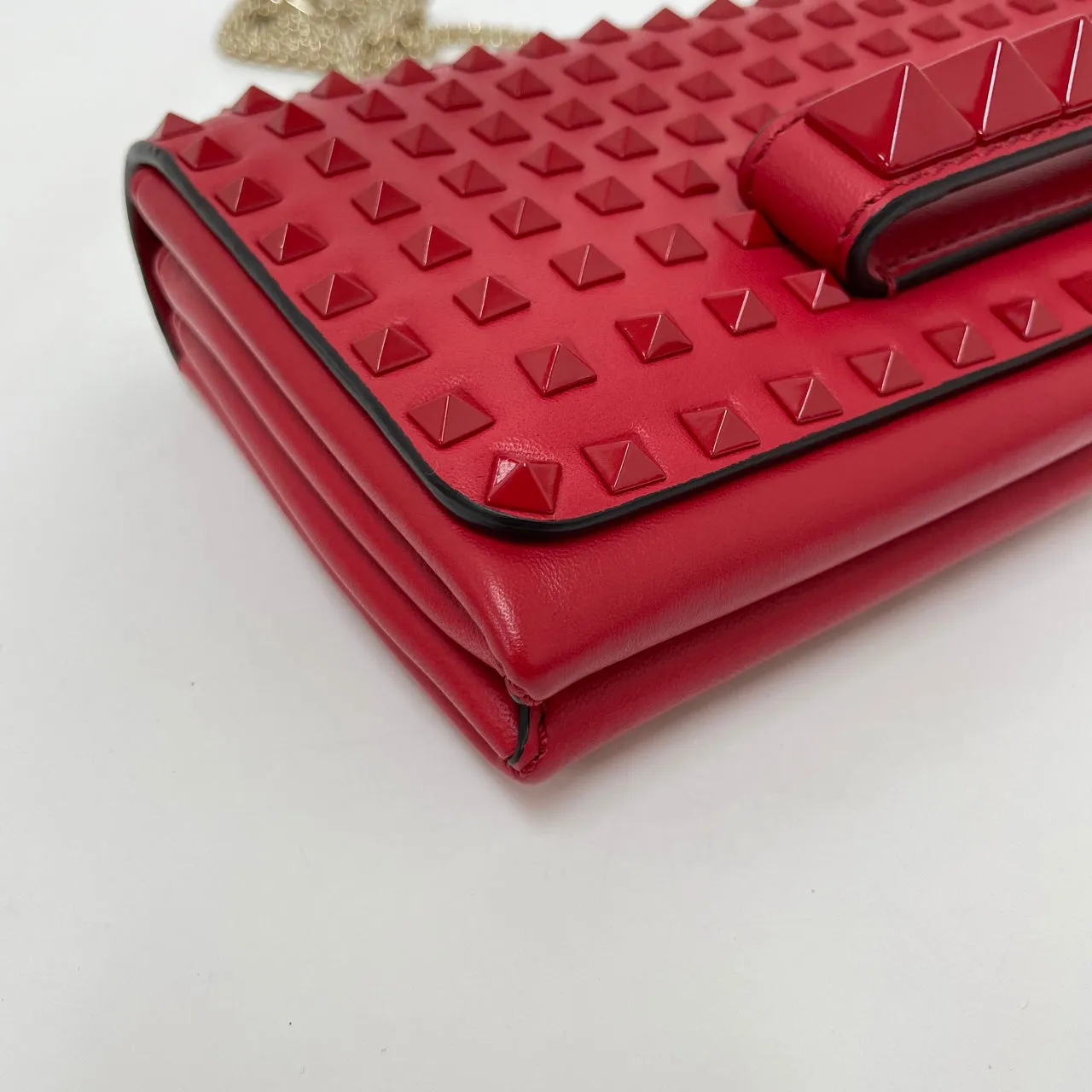 Valentino Flap Rockstud Chain Red